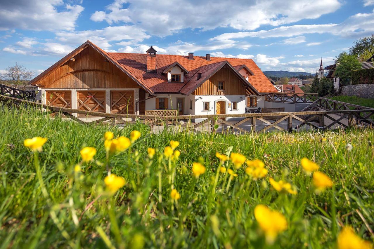Apartments Tourist Farm Matijovc Naklo Luaran gambar