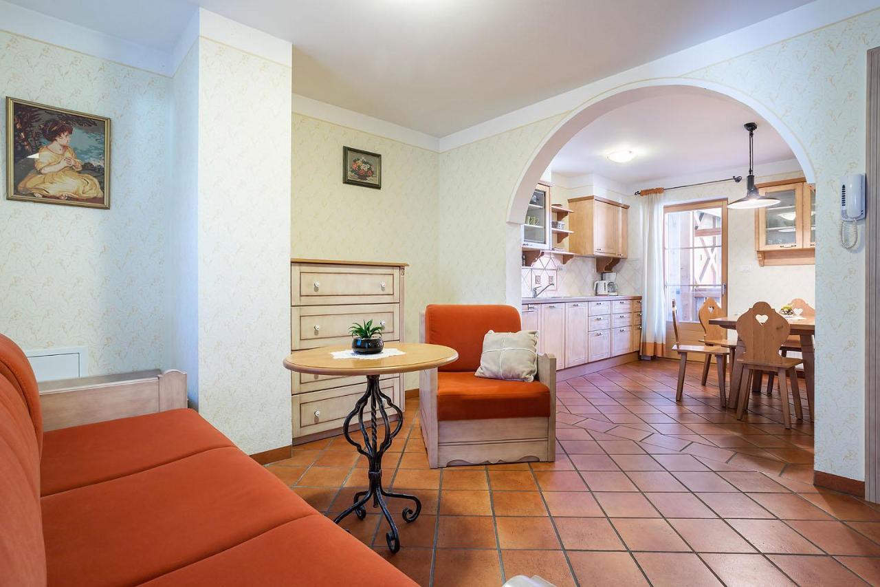 Apartments Tourist Farm Matijovc Naklo Luaran gambar